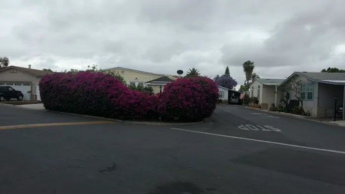 Fernwood Mobile Home Park Picture 5