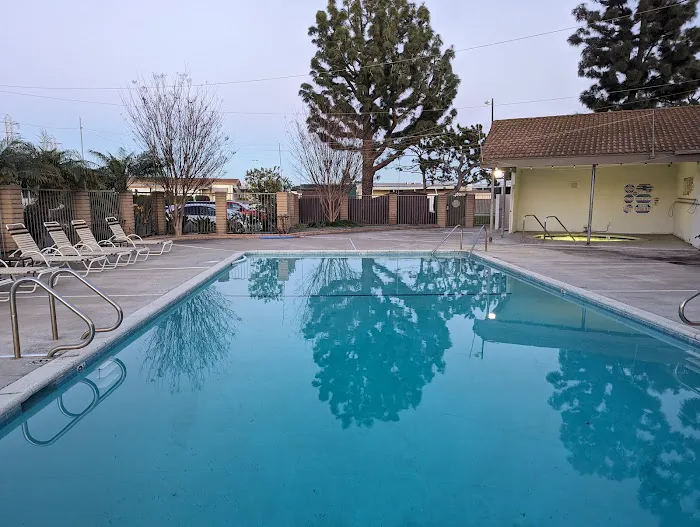 Plaza Pines Estates Picture 1