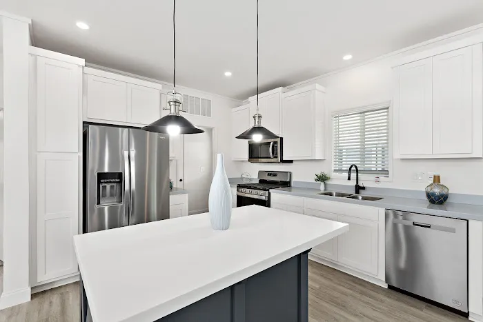 Kings Way Gardens Mobile Home Park Picture 9