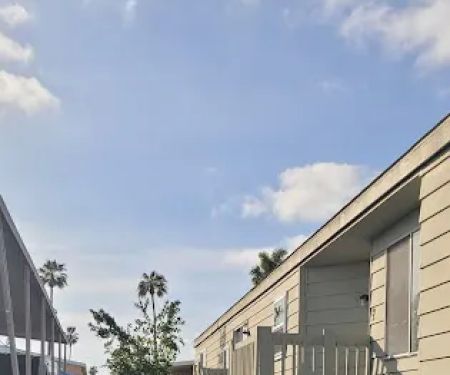 Lincoln Center Mobile Home Park