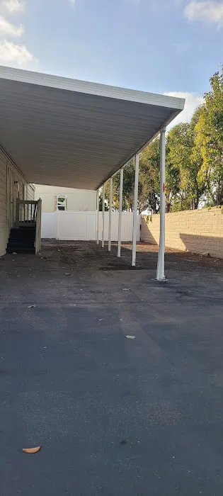 Lincoln Center Mobile Home Park Picture 2