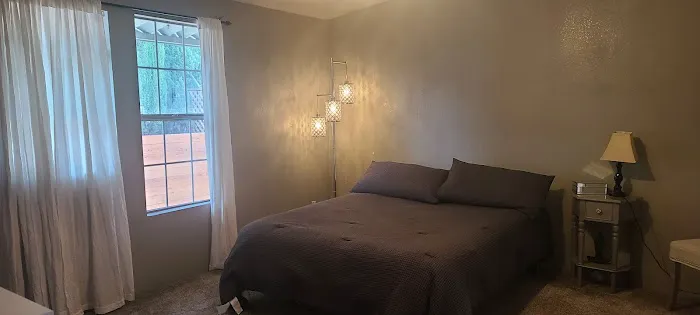 Lincoln Center Mobile Home Park Picture 5