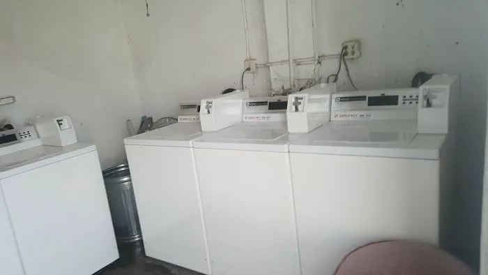 Bel-Aire Mobile Estates Picture 2