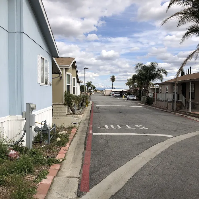 Sierra Mobile Estates Picture 4