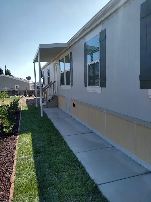 Upland Cascade Mobile Home Park Picture 7