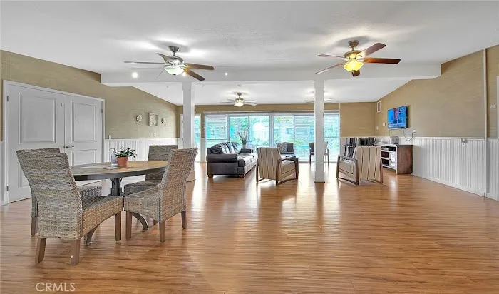 The Groves On Foothill Picture 1