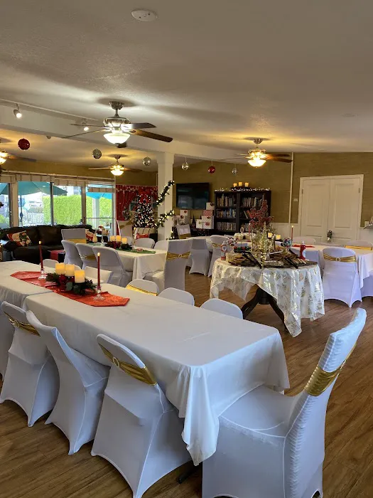 The Groves On Foothill Picture 9