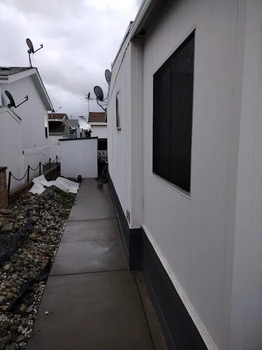 Upland Eldorado Mobile Home Park Picture 4
