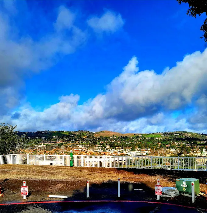 Capistrano Terrace Picture 7