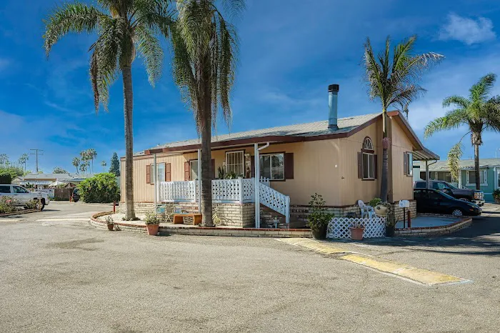 Tradewinds Mobile Home Park Picture 7