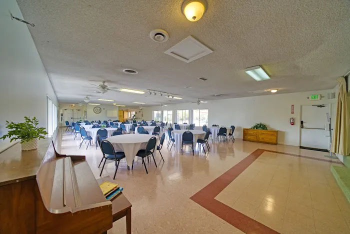 Rancho Huntington Mobile Home Estates Picture 2