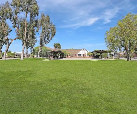 Royal Garden Estates