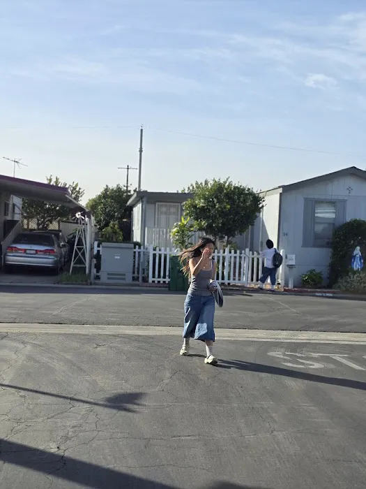 Mission Del Amo Mobile Home Picture 2