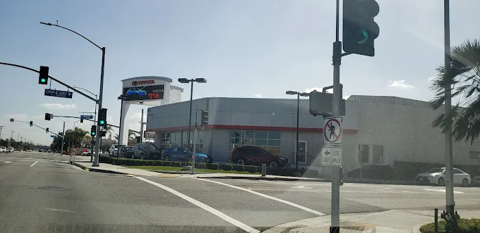 Imperial Village Picture 9