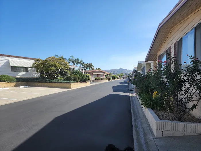 Whittier Downs Mobile Home Park Picture 3