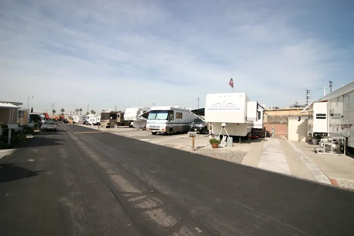 Rosewood Mobile Home & RV Park Picture 8