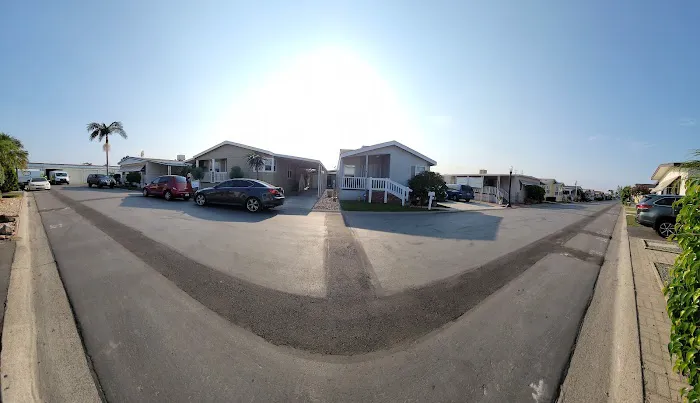 Magic Lamp Mobilehome Community Picture 3