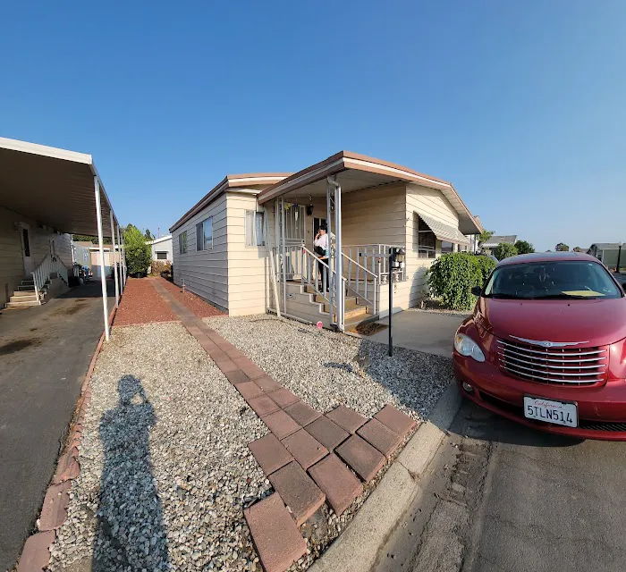 Magic Lamp Mobilehome Community Picture 6