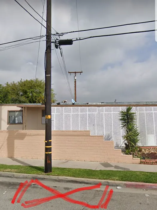 Villa Capri Mobile Home Park Picture 3