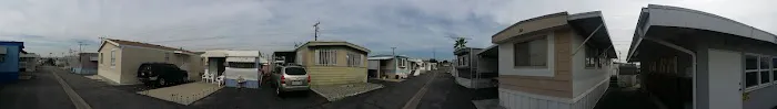 Welcome Garden Trailer Park Picture 1