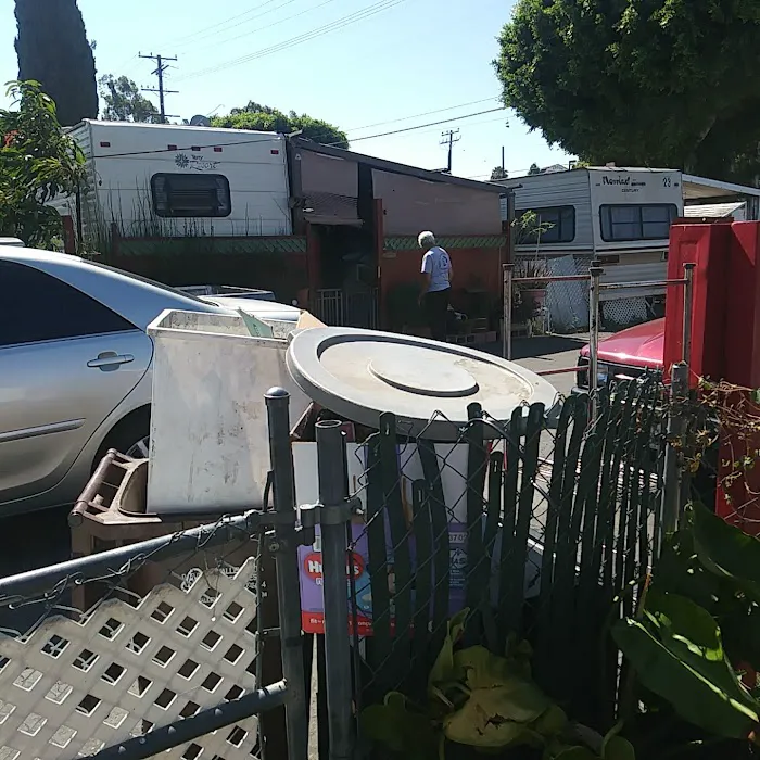 Vagabond Villa Mobile Park Picture 8