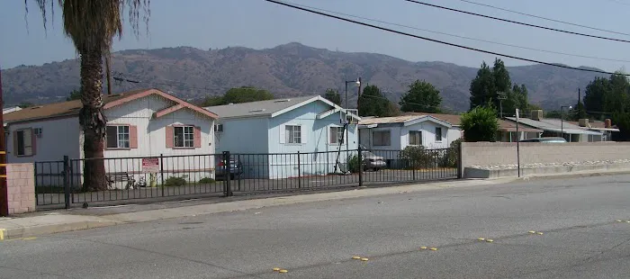 Bell Acres Mobile Home Park Picture 3