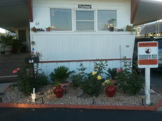 Foothill Village Mobile Home Picture 2