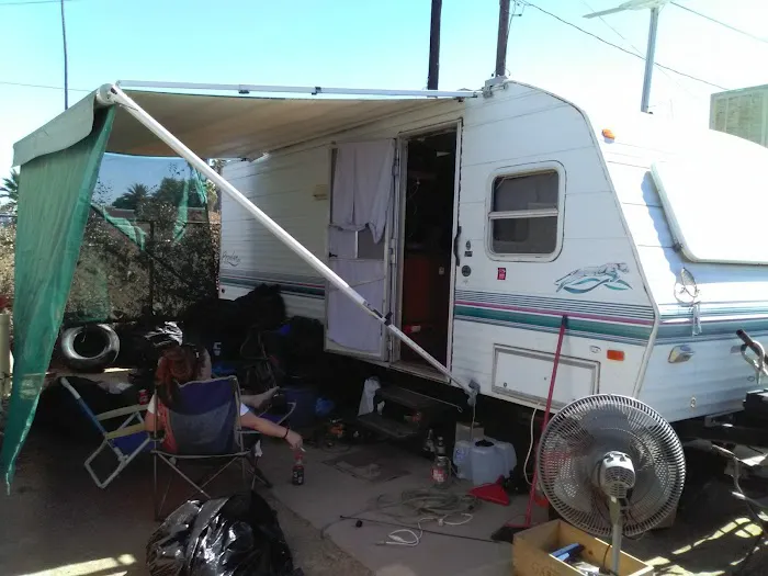 Highgrove Trailer Court Picture 8