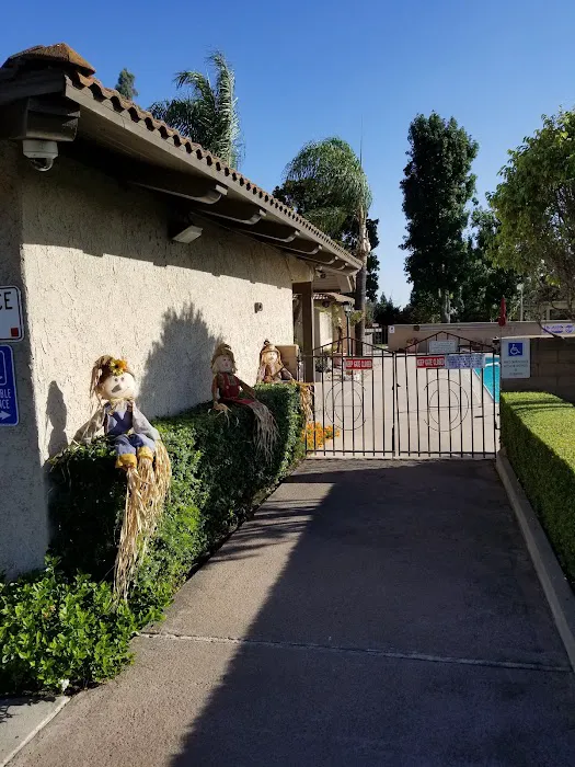 Chaparral Heights Mobile Home Park Picture 4
