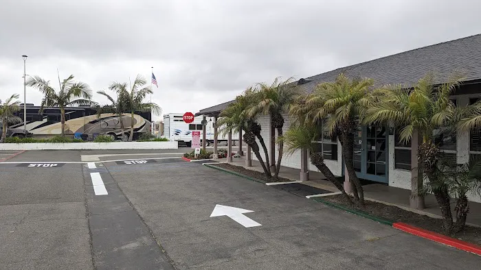 Waterfront RV Park Picture 4