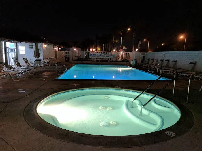 Waterfront RV Park Picture 8