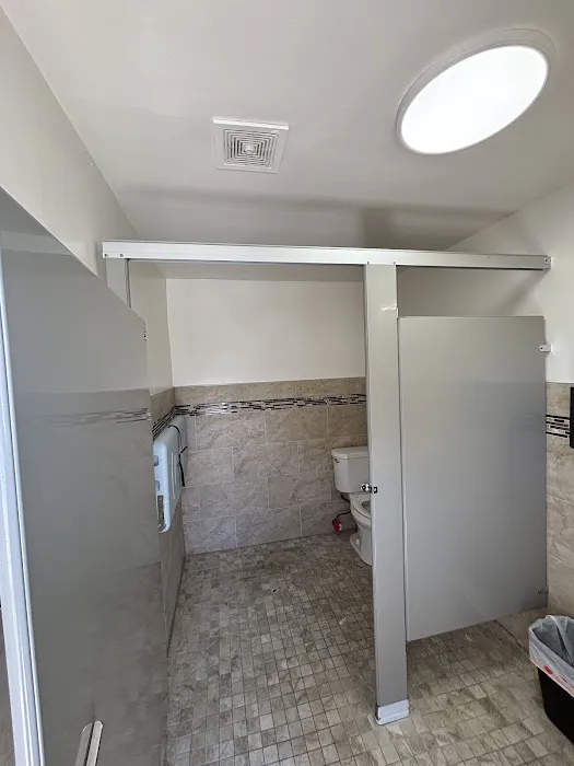 Villa Huntington MH Estates Picture 2