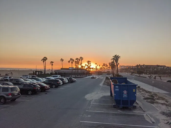 Huntington By The Sea Picture 5