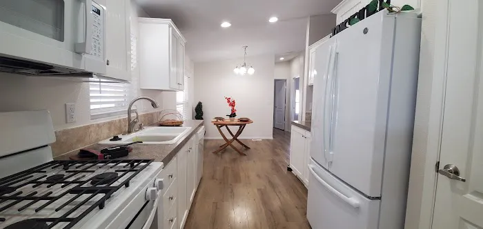 Huntington By The Sea Picture 3