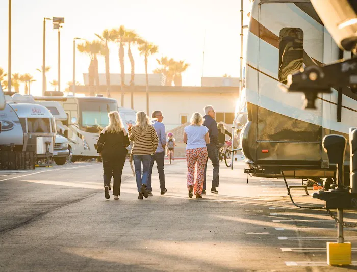 Huntington Beach RV Campground Picture 10