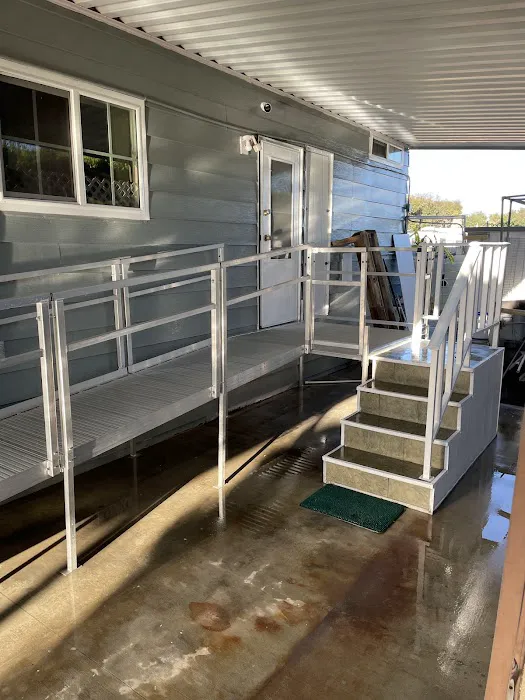 Regency Villa Mobile Home Park Picture 1