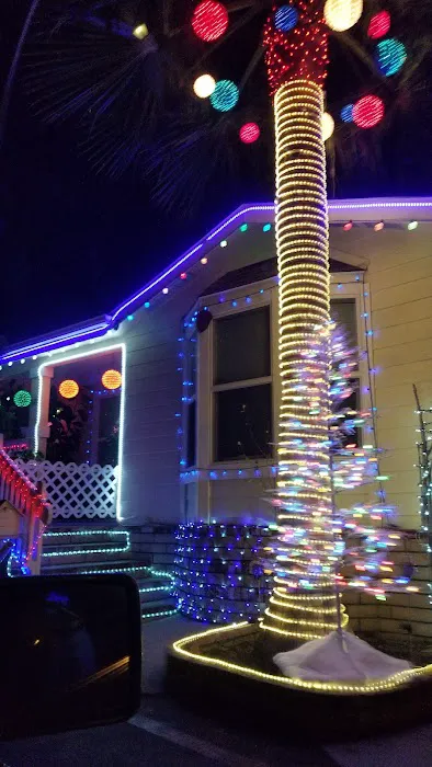 Americana Mobile Home Park Picture 5