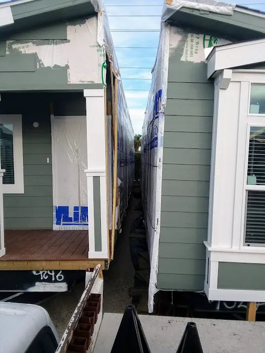 Americana Mobile Home Park Picture 6