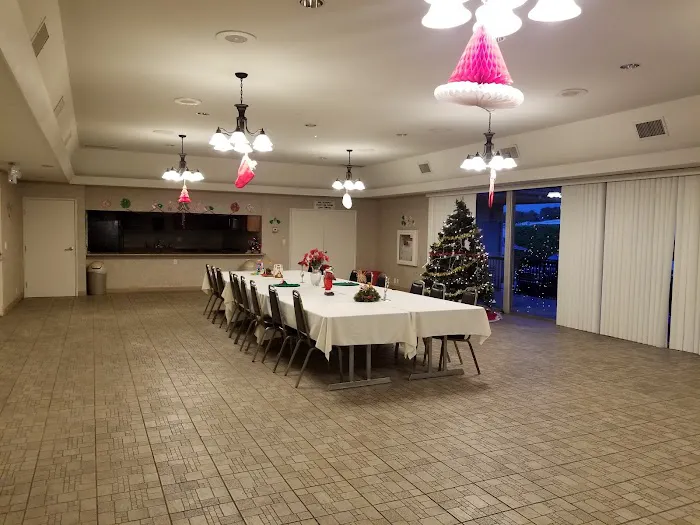 Friendly Village Mobile Home Park Picture 5