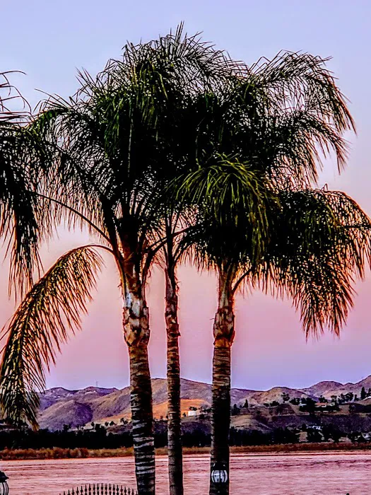 Crane Lakeside Park & RV Resort Picture 6