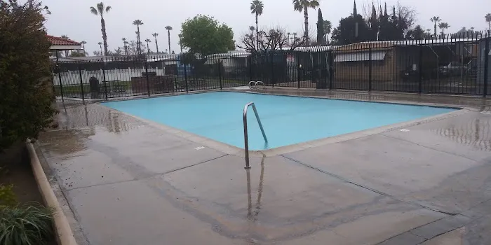 SANTIAGO PARKSIDE ESTATES Picture 2