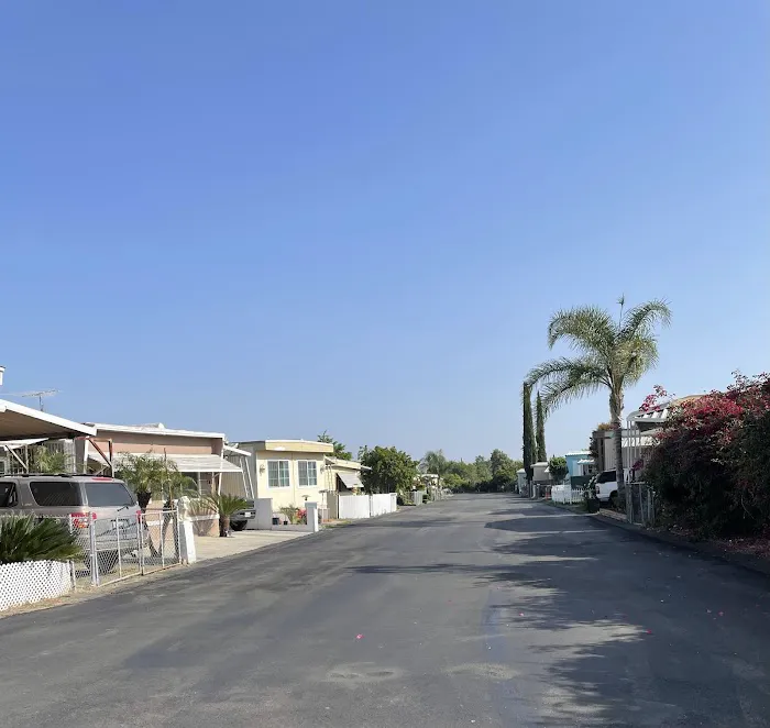 El Dorado Mobile Home Park Picture 2