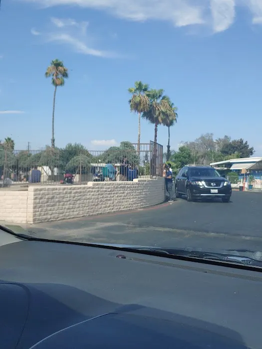 El Dorado Mobile Home Park Picture 7