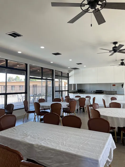 El Camino 76 Mobile Estates Picture 10