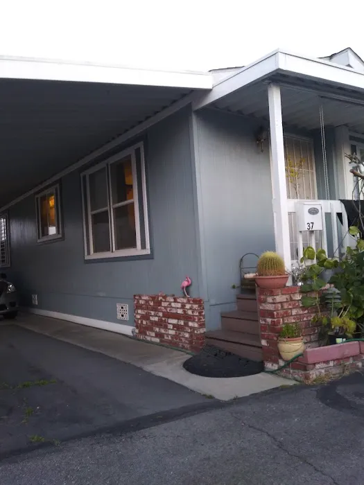 Lynwood Mobile Lodge Picture 4
