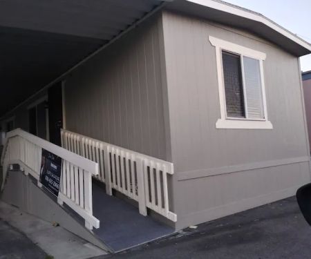 Lynwood Mobile Lodge