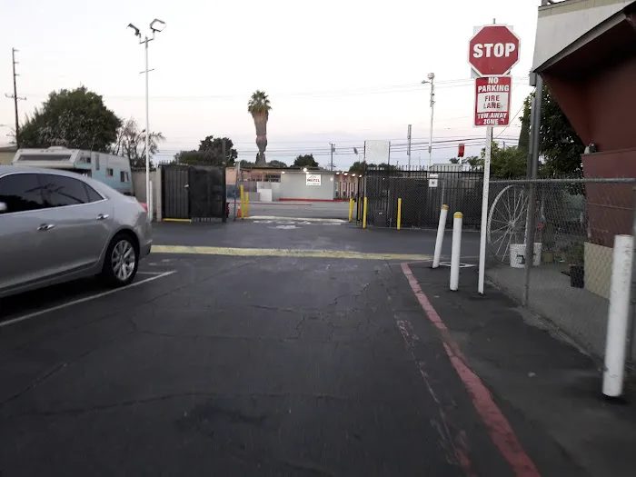 El Rancho Mobile Home Park Picture 5