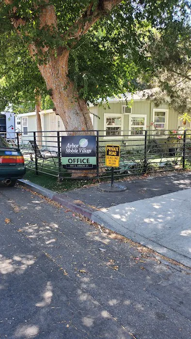 Arbor Mobile Home Park Picture 3