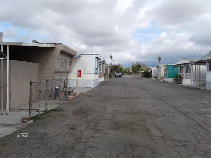 Bonanza Mobile Home Park Picture 1