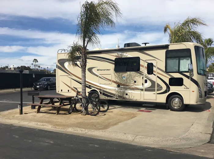Paradise by the Sea Beach RV Resort Picture 3